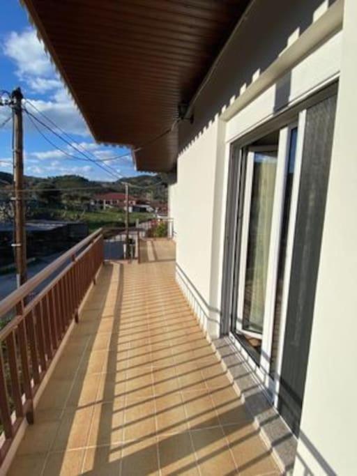Laki'S House Οροφοδιαμέρισμα Με Σοφίτα Thermo Exterior photo